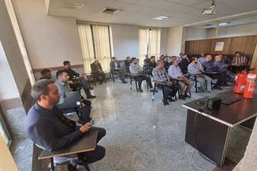 دوره آموزشی اصول پیشگیری از آتش‌سوزی و اطفای حریق در قالب مانور آتش‌نشانی